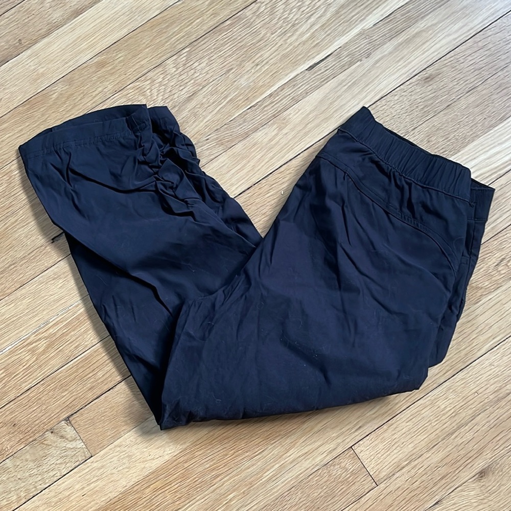 Eddie Bauer Navy Capris